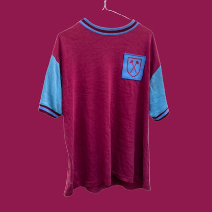 screeching parrot west ham united t-shirt - Liffey Vintage