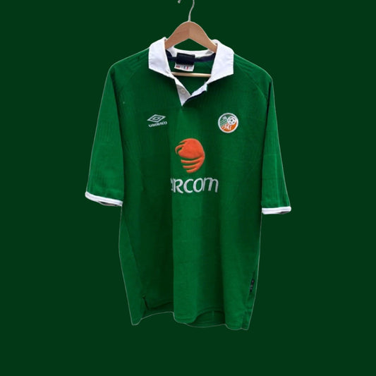 umbro republic of Ireland home kit 2000’ - Liffey Vintage