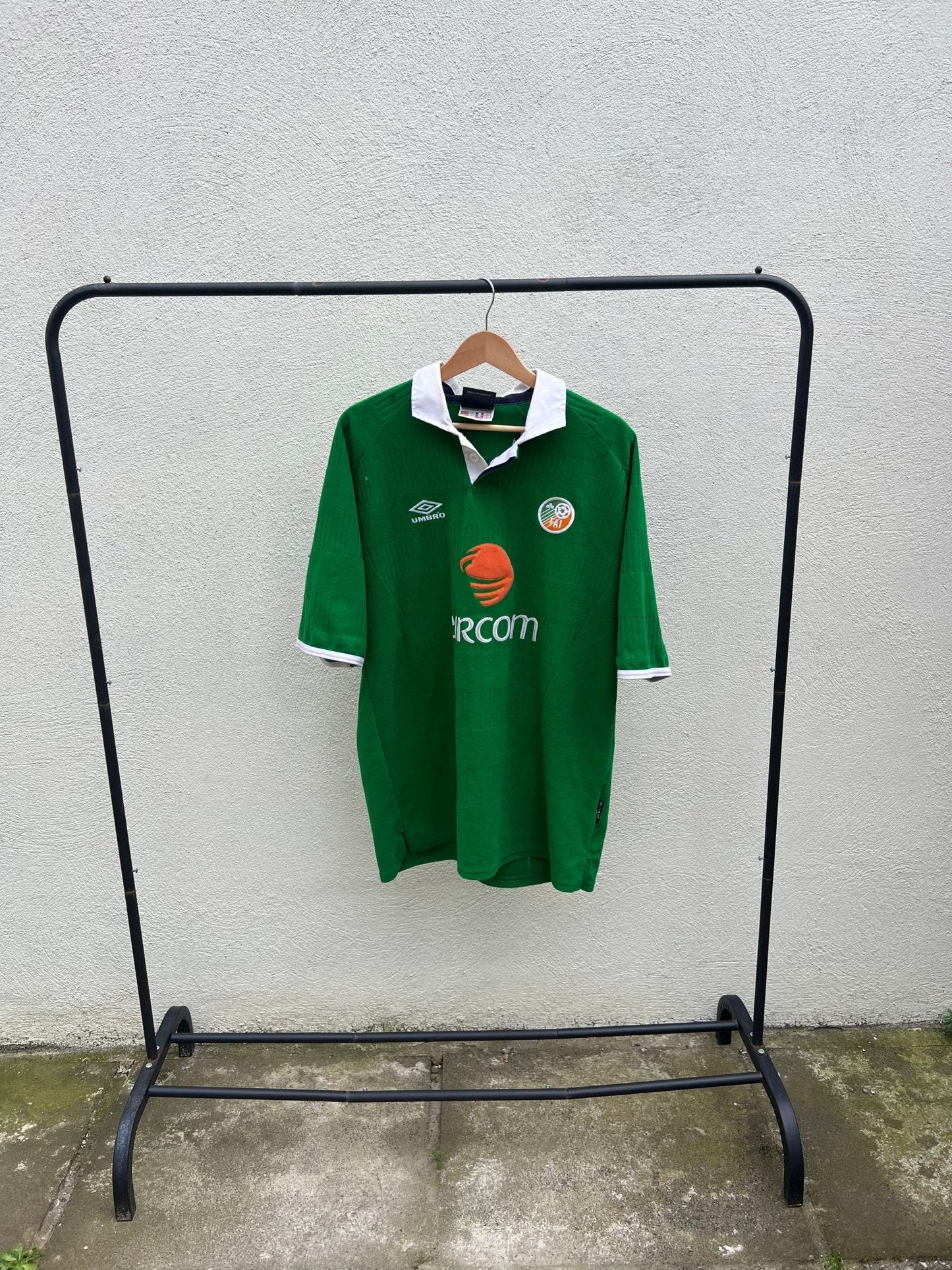 umbro republic of Ireland home kit 2000’ - Liffey Vintage