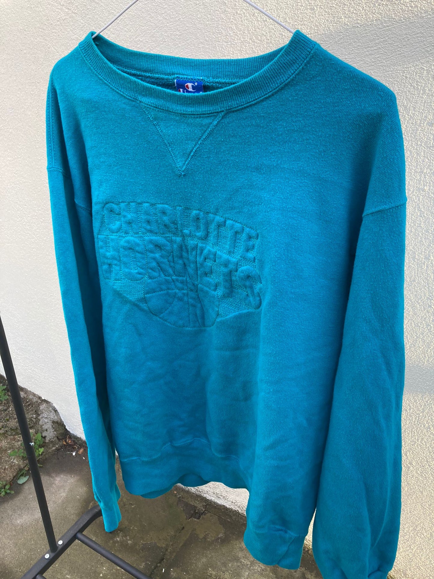 champion charlotte hornets crewneck - Liffey Vintage