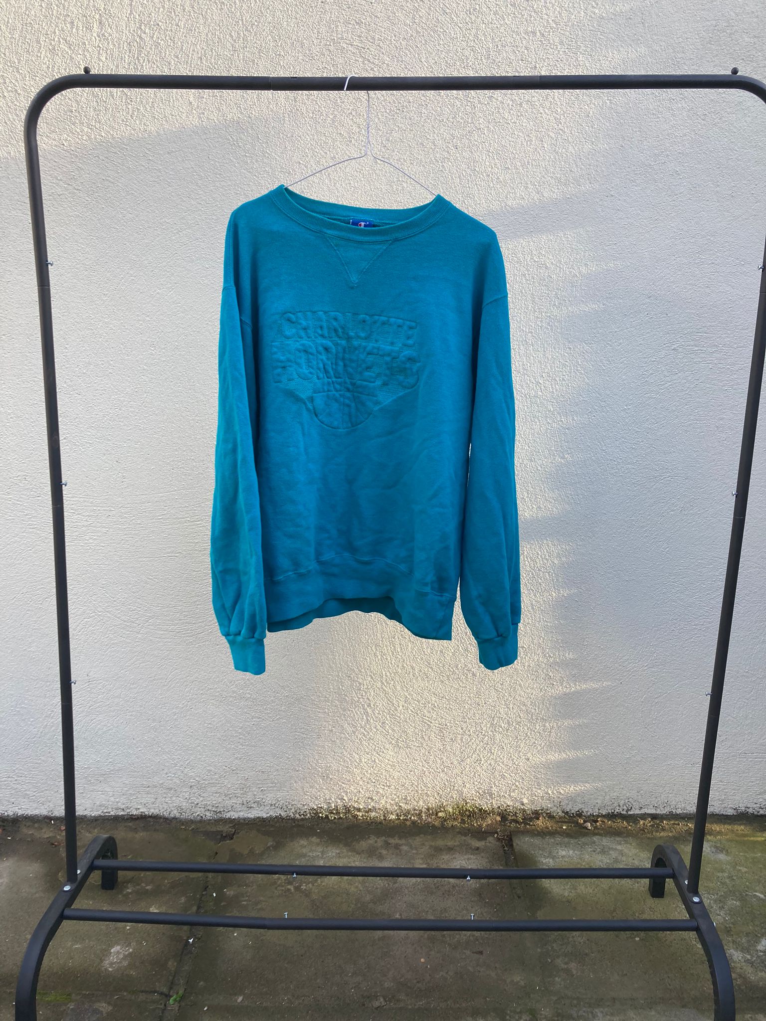 champion charlotte hornets crewneck - Liffey Vintage