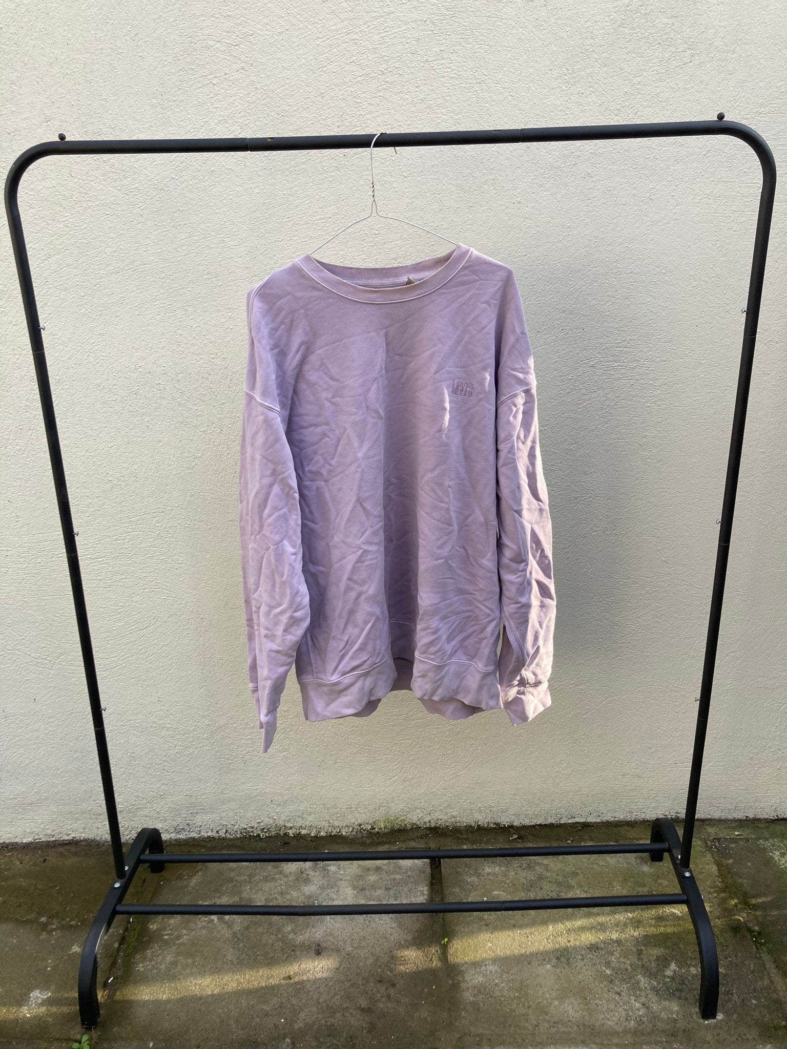 levis washed pink crewneck - Liffey Vintage